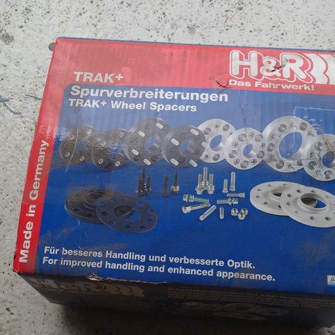 H&R 6x139,7 Spacer