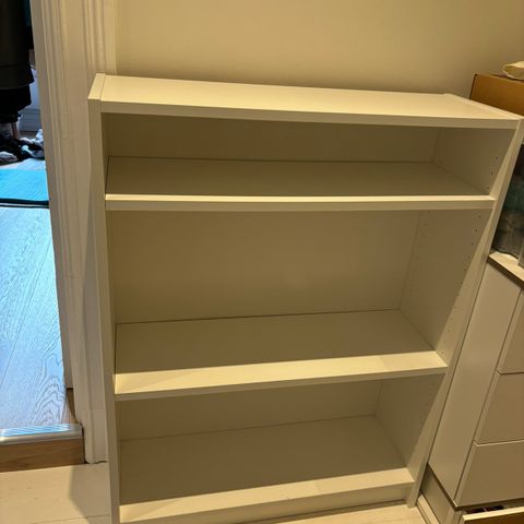 IKEA Billy bokhylle selges kr 100