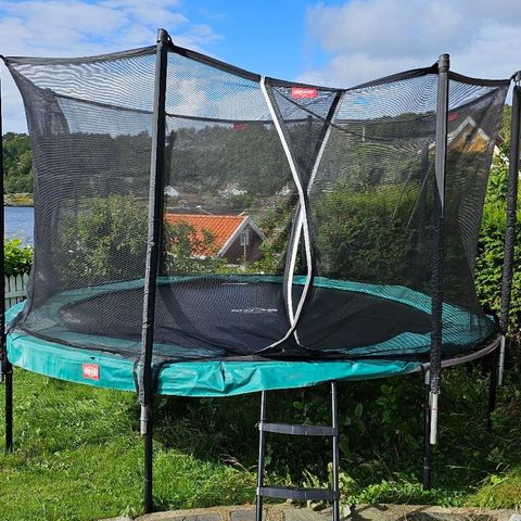 Nesten ny BERG Trampoline, Champion 380cm