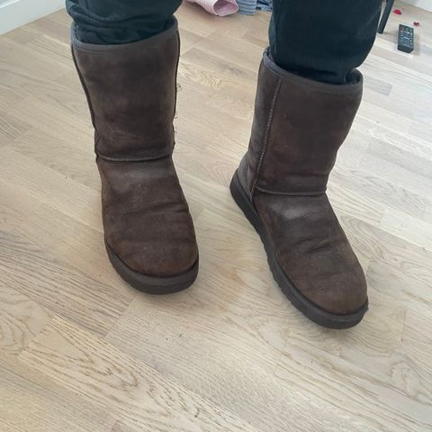 Brune uggs