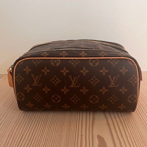 Louis Vuitton toalettveske Dopp Kit Toilet  Pouch