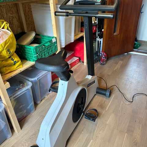 Tectrix bikemax Ergometersykkel. Selges