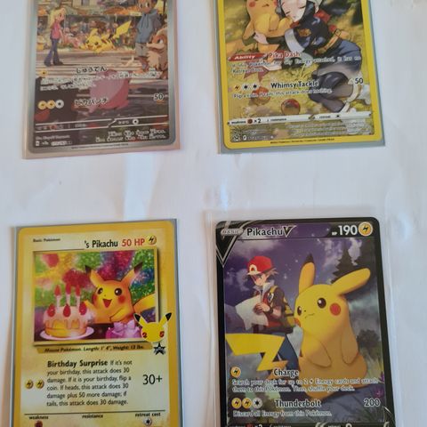 Pokemon kort - Pikachu bundle