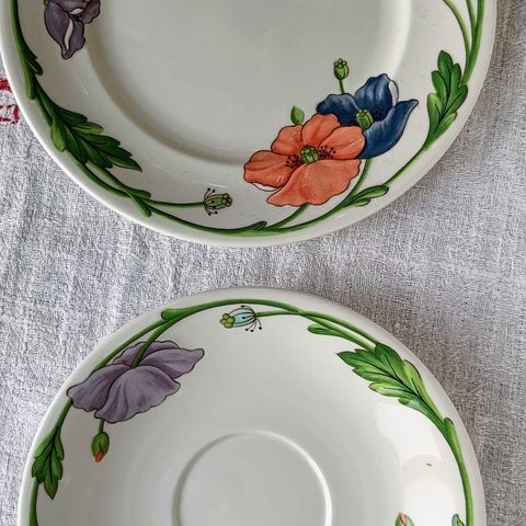 YNDIGE AMAPOLA-FEILFRI TALLERK, 21 cm+ UNDERSKÅL 18 CM-VILLEROY&BOCH