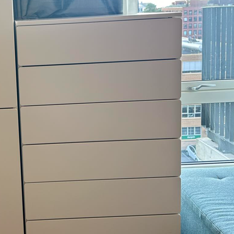 Kommode med 7 skuffer fra Ikea. Nypris 2470kr