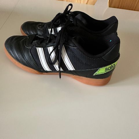 Adidas Scala hallsko str 35 1/2