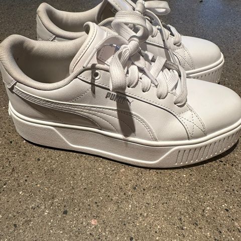 Sneakers, Puma Karmen, str 38