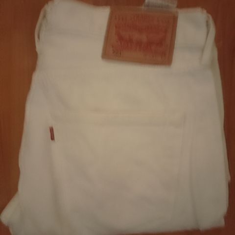 Levis 501 W34 L32