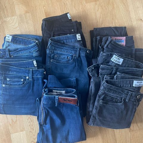 DIVERSE ACNE JEANS