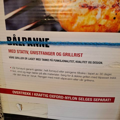 Grill mann bålpanne med trekk.