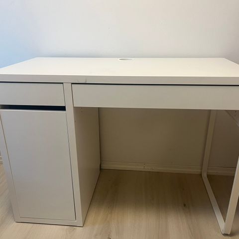 IKEA BORD SMINKE KONTOR