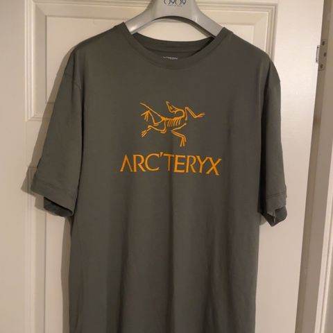 Arcteryx t skjorte