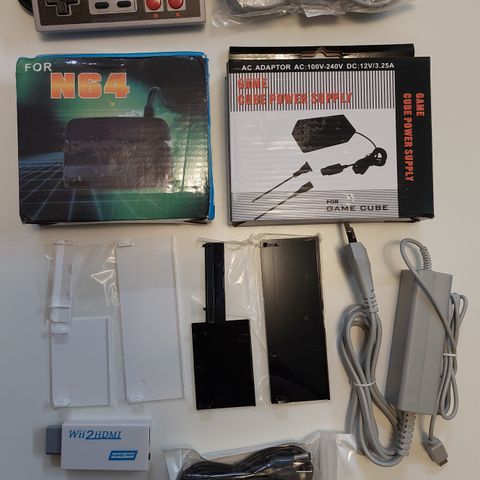 Nintendo ekstrautstyr og reservedeler (NES-SNES-N64-GC-Wii-WiiU-Classic mini)