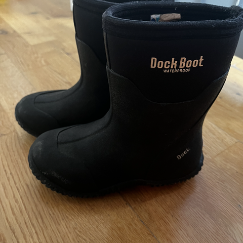 Dock boot str 28