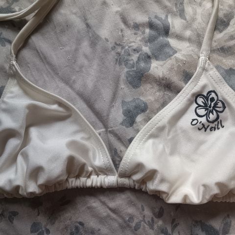 O'Neill bikini y2k