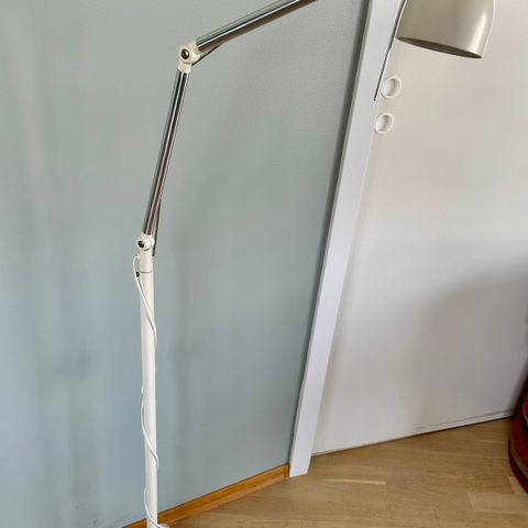 Stålampe fra IKEA