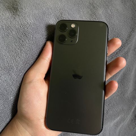 iPhone 11 Pro midnight gray