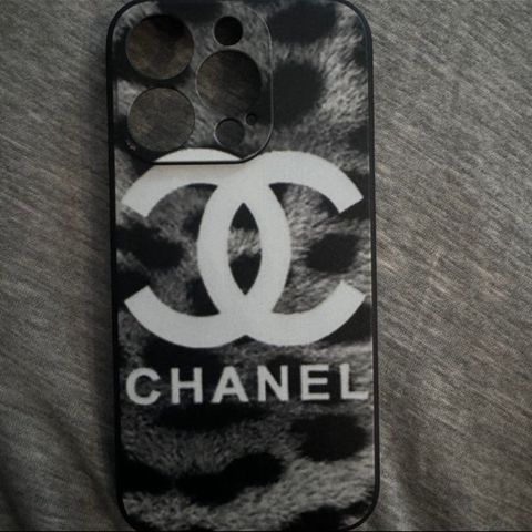 Chanel deksel ubrukt for iPhone 15 pro