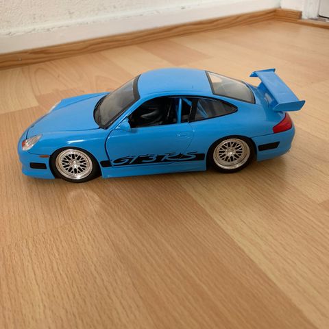 Porsche 911 GT3. RS. 1/24 selges