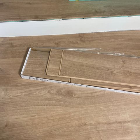 Pergo Trondheim beige oak