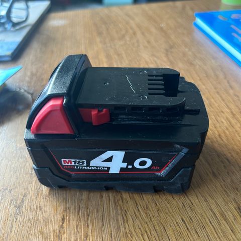 Milwaukee M18 4.0AH batteri