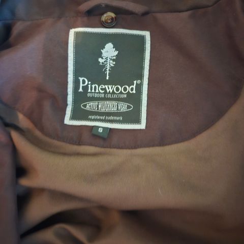 Pinewood jakt bukse og jakke