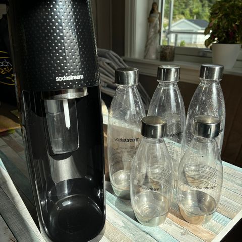 Sodastream’er med 5 stk flasker