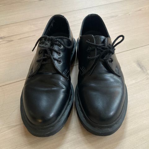 Dr. Martens 1461 mono