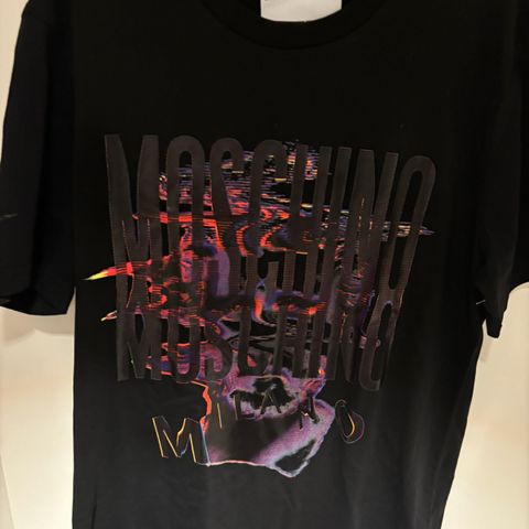 Moschino t-shirt