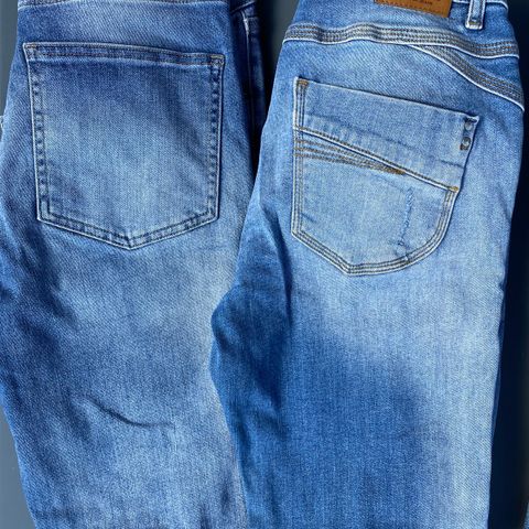 Pent brukte jeans, merke Donna og Pulz 130kr stk, 250kr samlet.