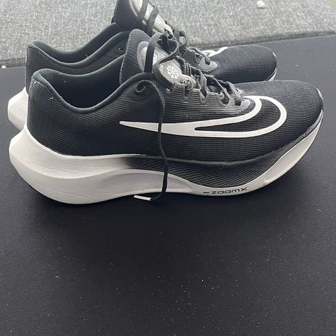 Nike zoom fly 5