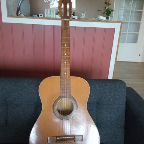 Klassisk Klango gitar