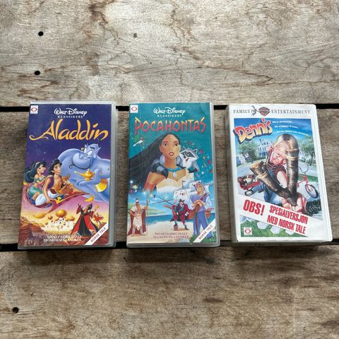 Vhs .Aladdin, Pocahontas , Dennis . Norsk tale