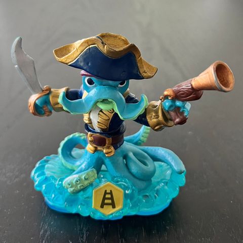 Skylanders figurer - nøkler - portaler