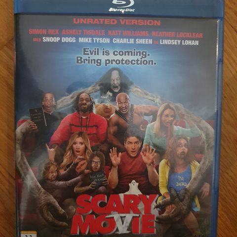 SCARY MOVIE 5 (2013)