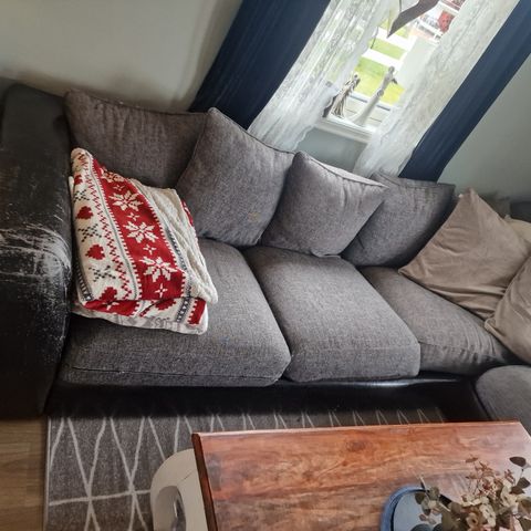 Boston sofa+bord+tvbenk selges hbo 500,-