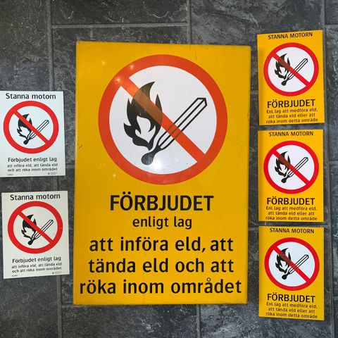 Metal Advarsel Skilt «FÖRBJUDET» Svensk