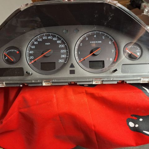 Overhalt Instrumentpanel Volvo V70 2002