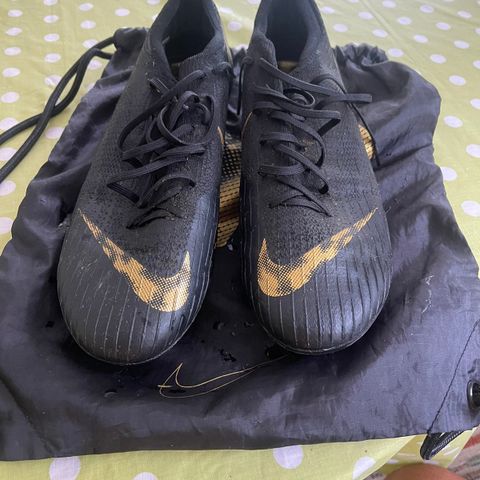 Nike Mercurial Vapor 12 Elite