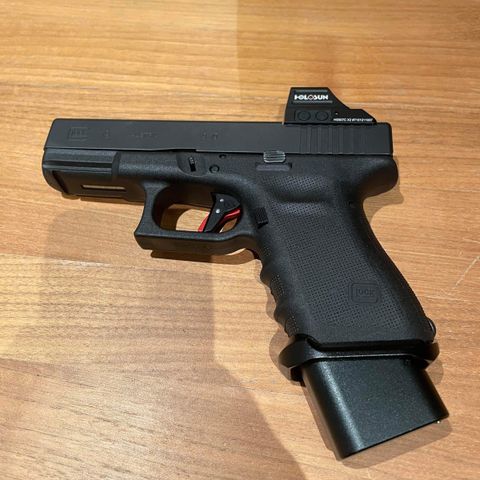 Glock 19