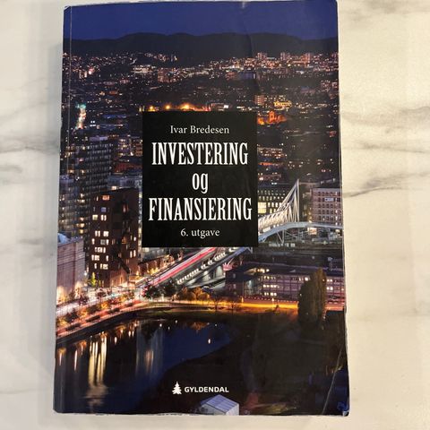 Investering og finansiering