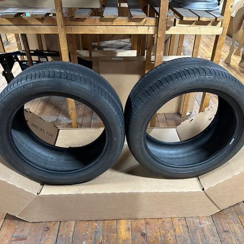 275/40r19 2 stk sommerdekk