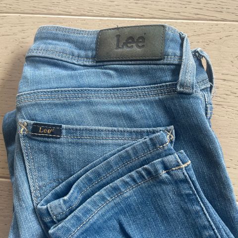 Lee Jeans