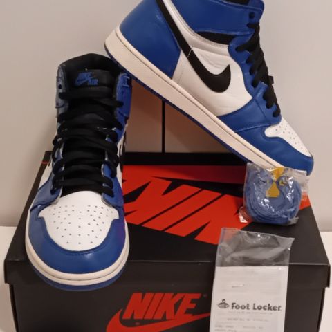 Air Jordan 1 Retro High OG Game Royal