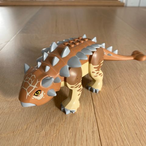 Lego dinosaur (ankylosaurus fra jurrasic world)