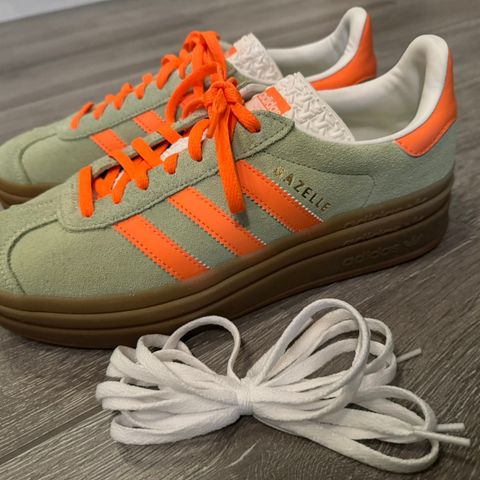 Adidas Gazelle Bold str 41 1/3