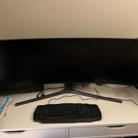 Samsung curved 49’’