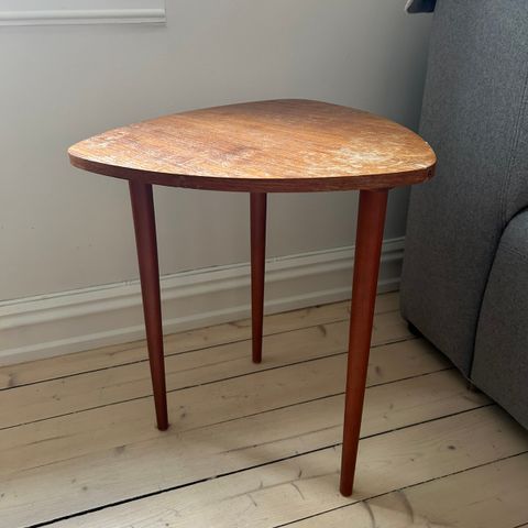 Retro teak sidebord