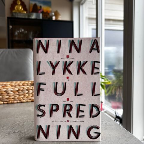 Bok Nina Lykke Full Spredning