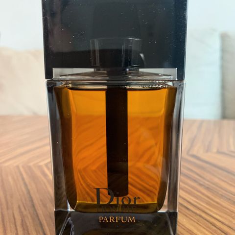 Dior Homme Parfum 9K1Z (Batch 2019) 100ml, no box